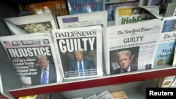 Trang nhất của các tờ báo tại Mỹ đăng tin cựu Tổng thống Donald Trump bị kết tội trong vụ án tiền bịt miệng. 