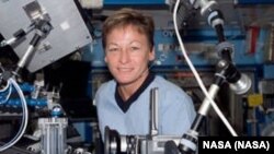 Phi hành gia Mỹ Peggy Whitson trên trạm không gian quốc tế (hình do NASA cung cấp)